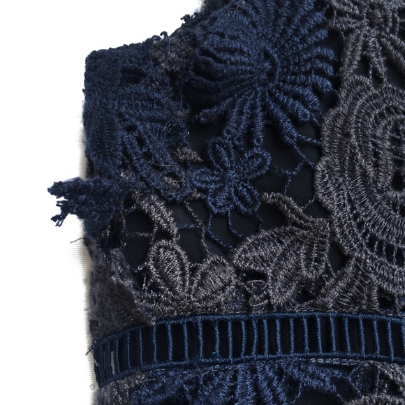 {Elie Tahari} Aimee Crochet Dress Size 2 - Picture 6 of 7